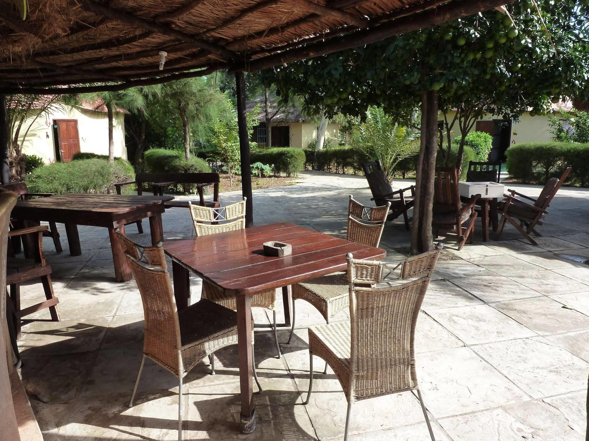 Footsteps Eco-Lodge Gunjur Zewnętrze zdjęcie